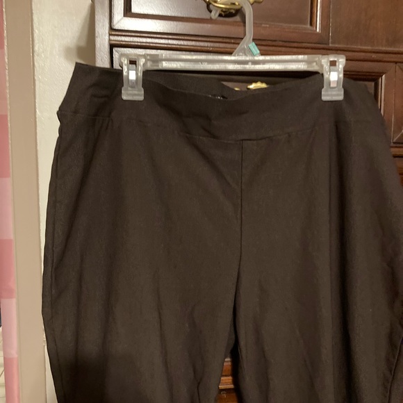 Pants - Picture 3 of 11